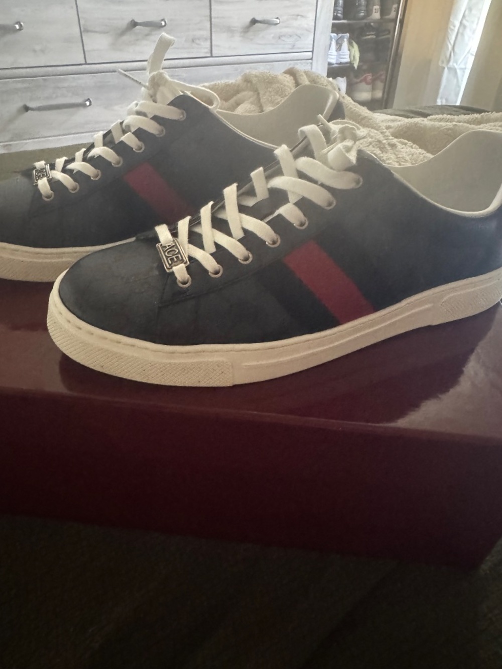 Men's Gucci Ace sneaker with Web - Picture 2 of 7